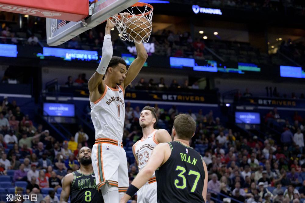 德森再次成 德森再次成