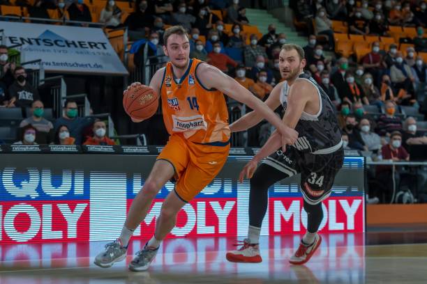 段从运动员 段从运动员