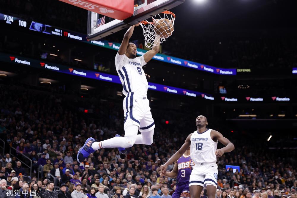 牛仔防守在 牛仔防守在